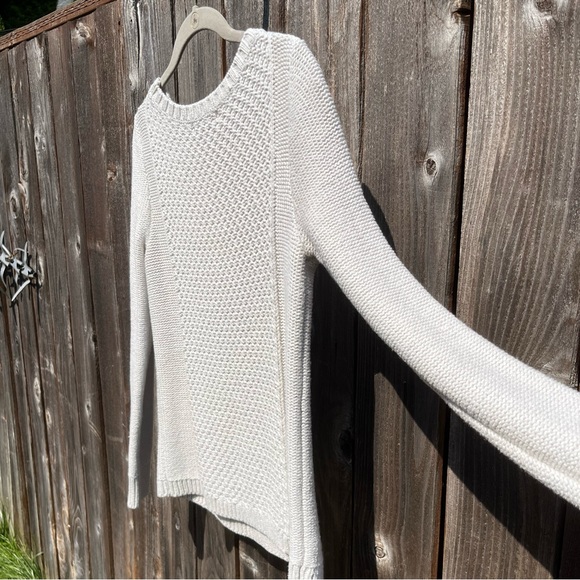 Banana Republic knit tan sweater size small - Picture 17 of 17